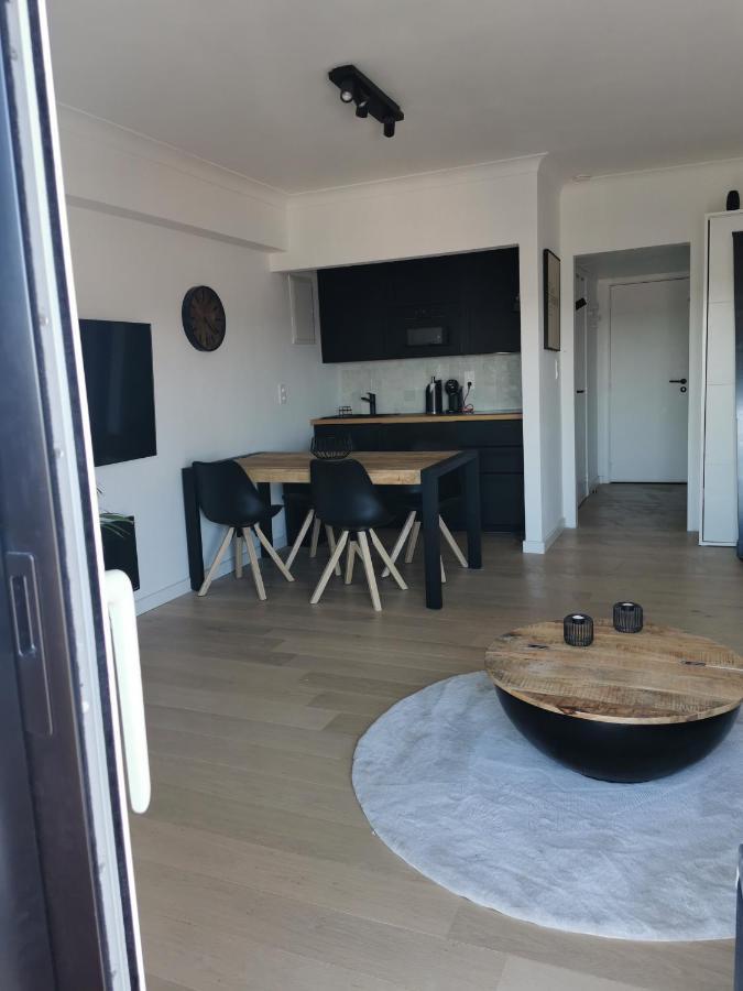 Appartement Studio De Strandloper Met 1 Zetelbed En 1 Bedkast à Middelkerke Extérieur photo